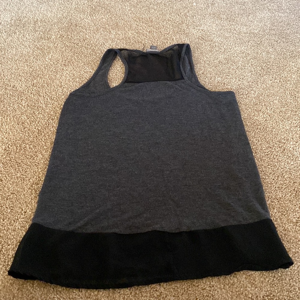 Tank - Picture 3 of 4